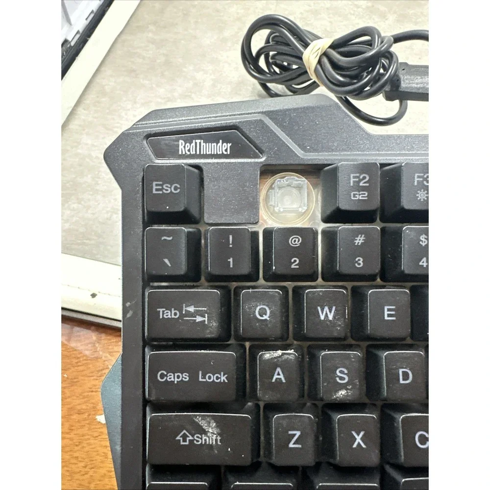 One Handed Gaming Keyboard RGB Backlit 35 Keys Portable Mini Keypad Tested good